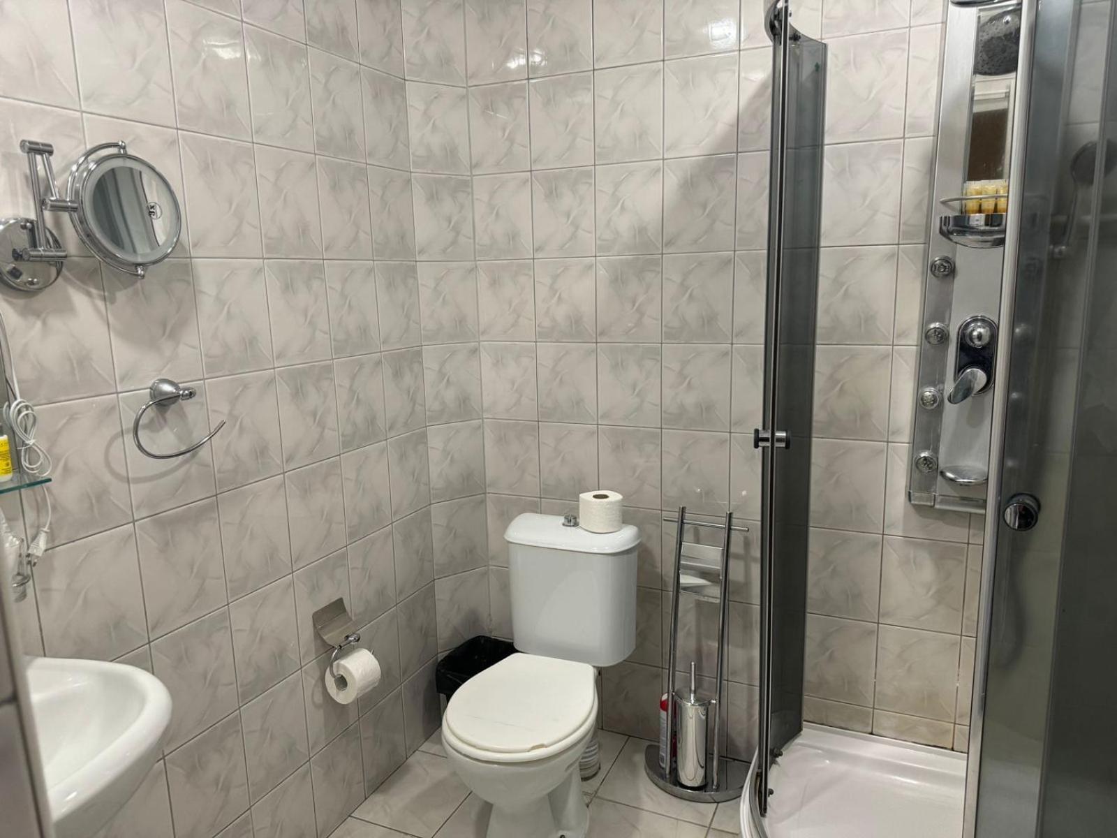 Lalaner Hotel Sisian Cameră foto